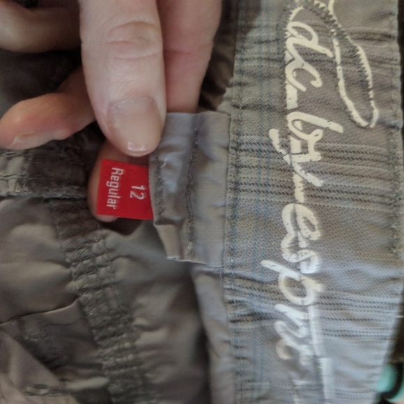 Pants - Picture 2 of 3